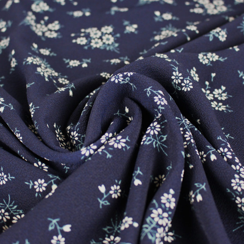 Crêpe gaufré petites fleurs - bleu marine | Tissu de ...